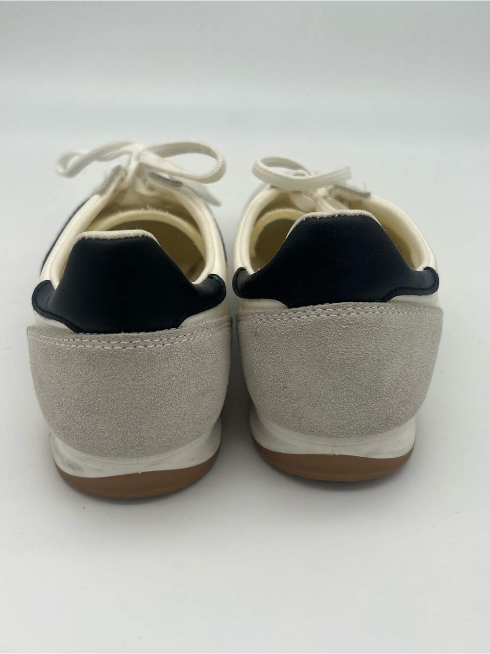Madden Girl Womens size 7 Juniper sneakers classic shoes t toe sporty gym shoes - Picture 3 of 8